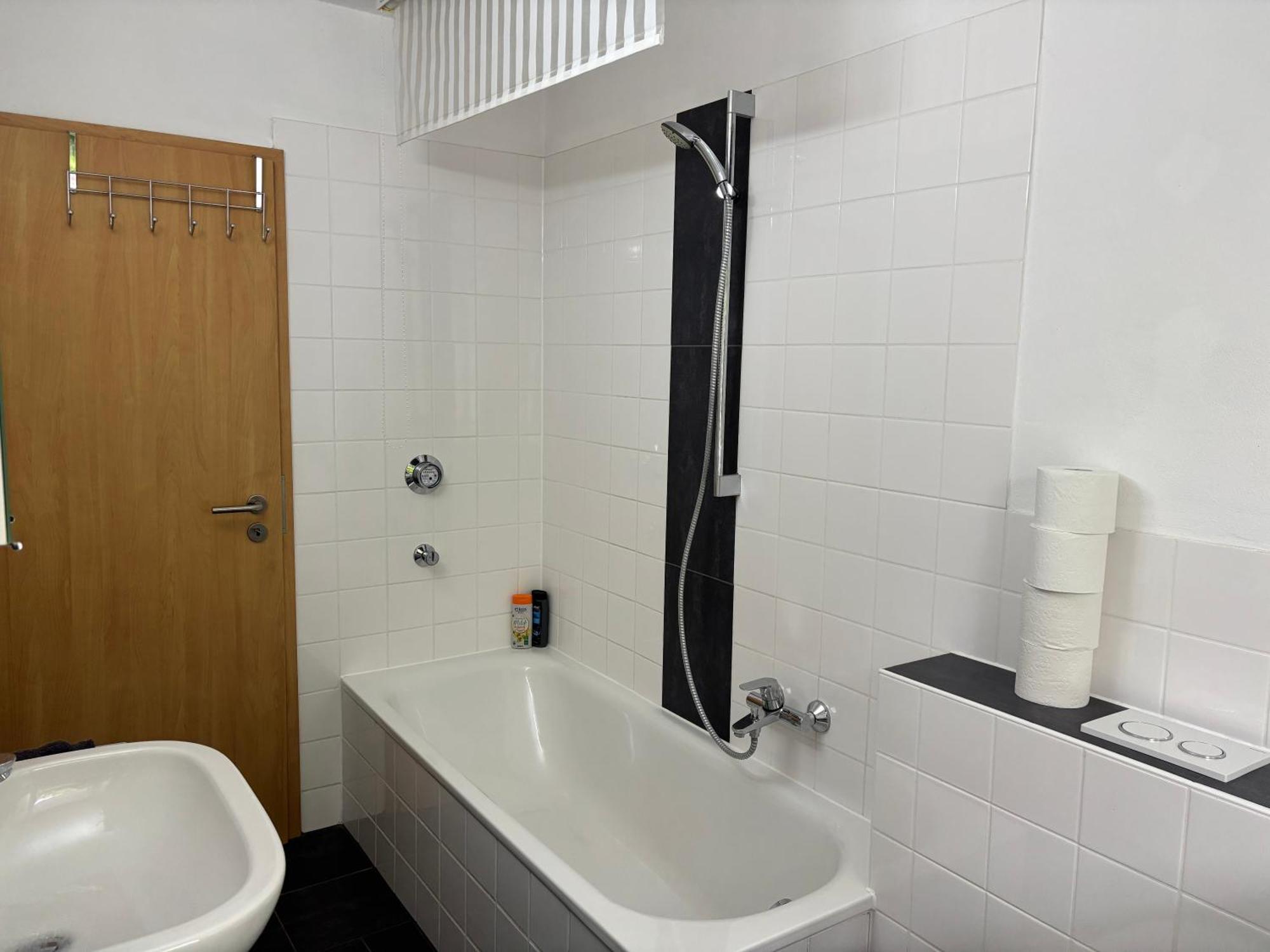 Cityloft Kassel 2 - Zentrale Unterkunft - Balkon - Netflix - Parkplatz Екстериор снимка